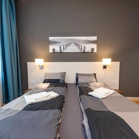 Downtown Apartment Burgas Esterno foto
